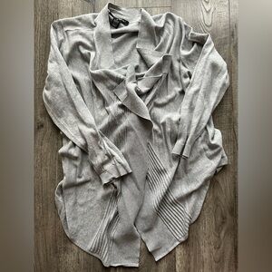 89th & Madison Light Gray Women's Cardigan